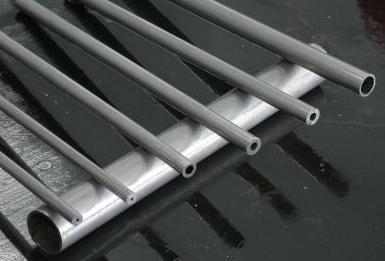 小口徑熱軋無(wú)縫鋼管